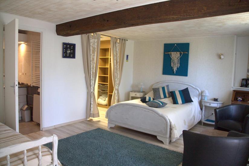 Chambre D Hote La Roussiere Saint-Ouen-Des-Toits Екстериор снимка